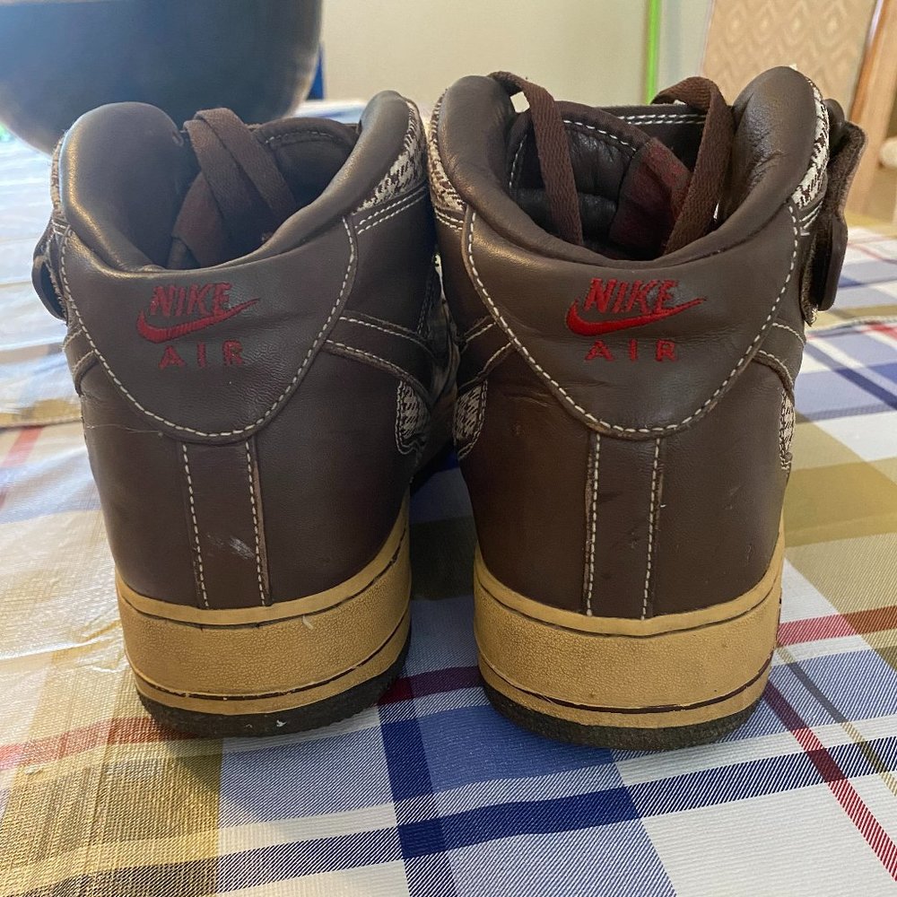 Nike Air Men's Brown Running Shoes Size 12 - Picture 3 of 12